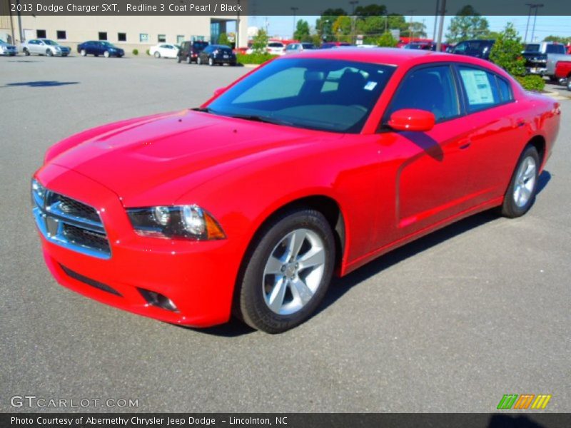 Front 3/4 View of 2013 Charger SXT