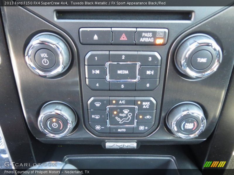 Tuxedo Black Metallic / FX Sport Appearance Black/Red 2013 Ford F150 FX4 SuperCrew 4x4