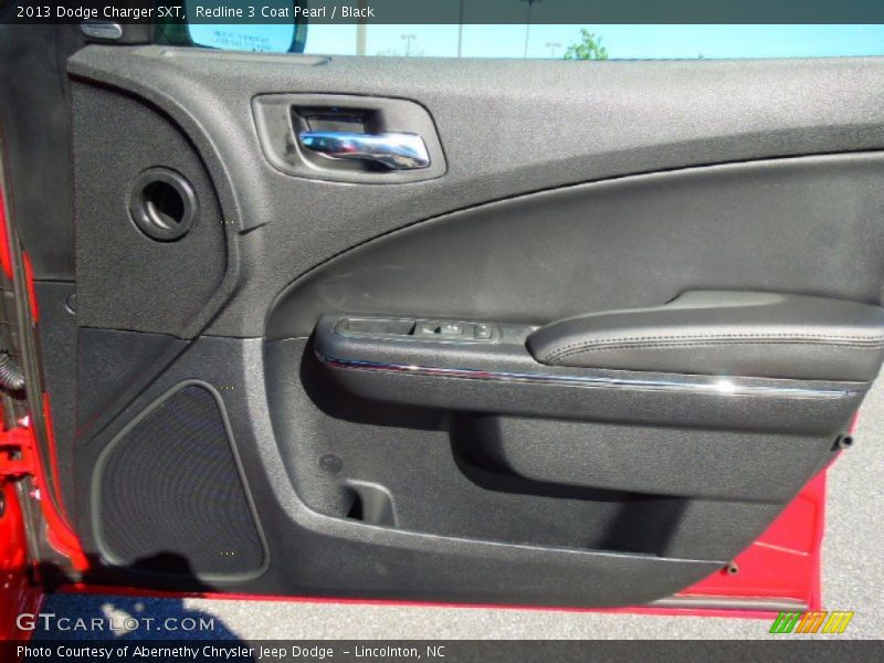 Redline 3 Coat Pearl / Black 2013 Dodge Charger SXT