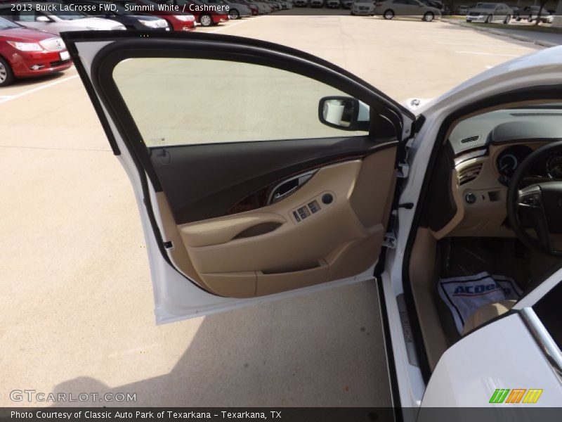 Summit White / Cashmere 2013 Buick LaCrosse FWD