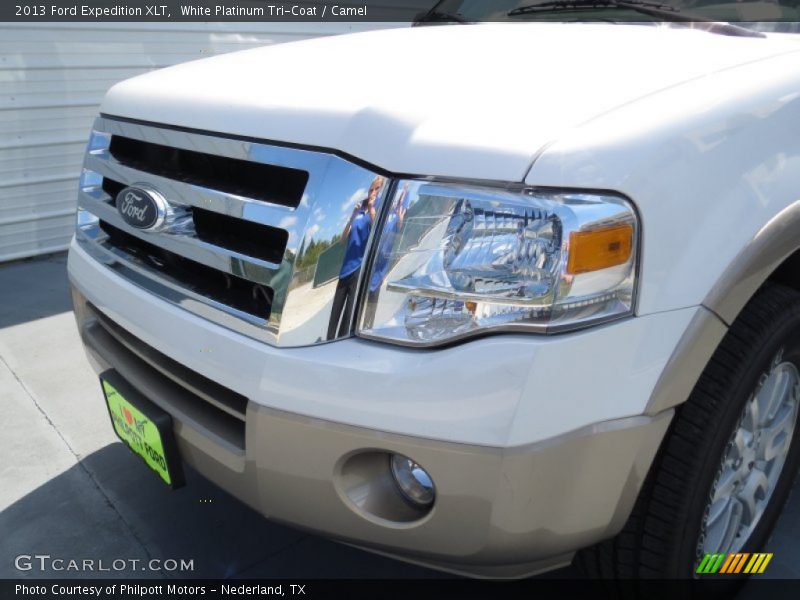 White Platinum Tri-Coat / Camel 2013 Ford Expedition XLT