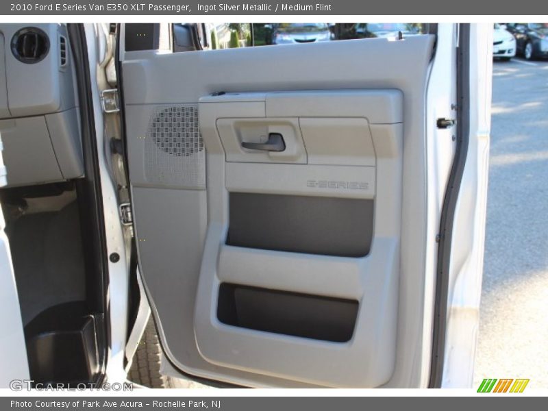 Ingot Silver Metallic / Medium Flint 2010 Ford E Series Van E350 XLT Passenger