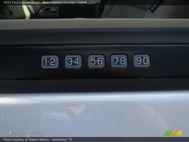 White Platinum Tri-Coat / Camel 2013 Ford Expedition XLT