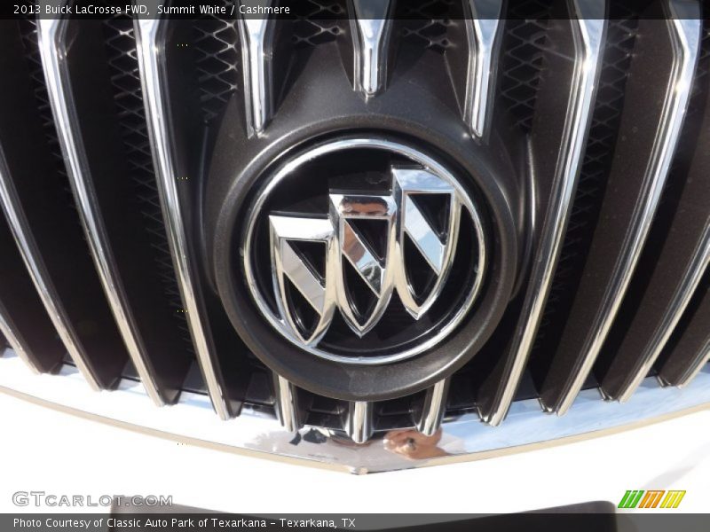 Summit White / Cashmere 2013 Buick LaCrosse FWD