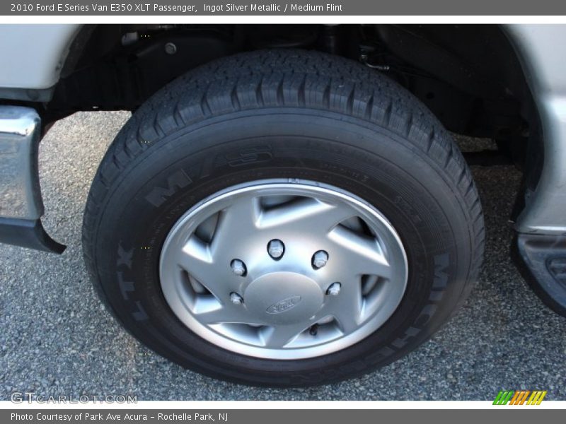 Ingot Silver Metallic / Medium Flint 2010 Ford E Series Van E350 XLT Passenger