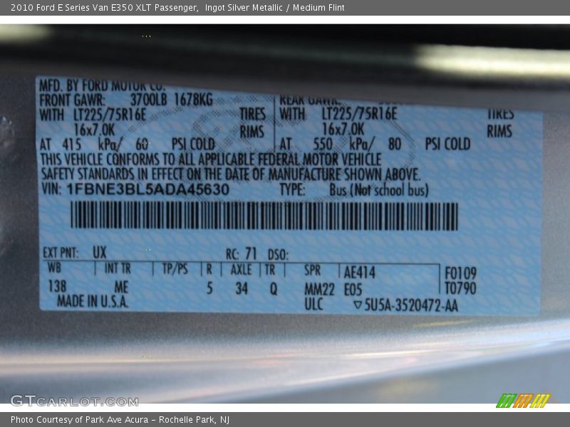 Ingot Silver Metallic / Medium Flint 2010 Ford E Series Van E350 XLT Passenger
