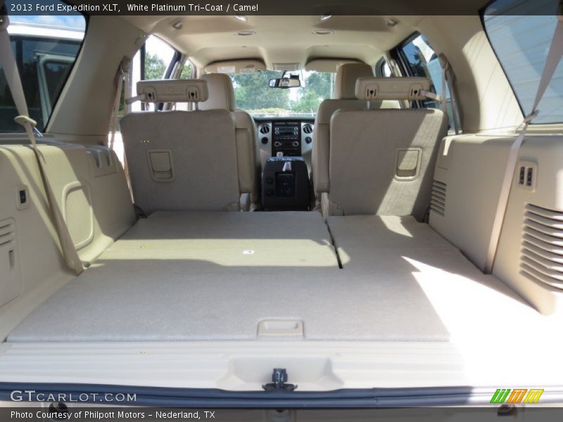 White Platinum Tri-Coat / Camel 2013 Ford Expedition XLT