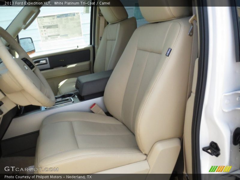 White Platinum Tri-Coat / Camel 2013 Ford Expedition XLT