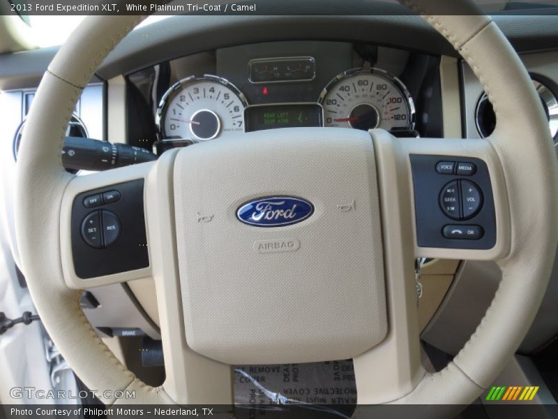 White Platinum Tri-Coat / Camel 2013 Ford Expedition XLT