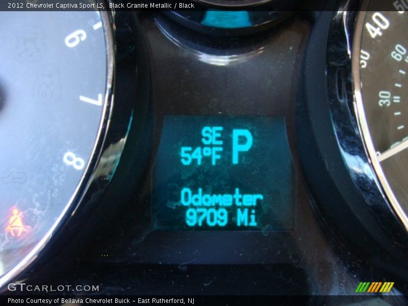 Black Granite Metallic / Black 2012 Chevrolet Captiva Sport LS
