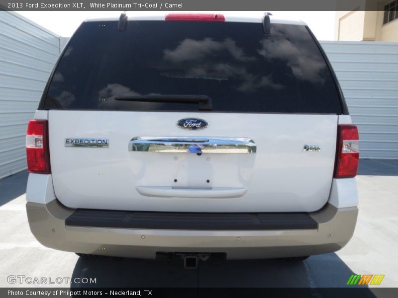 White Platinum Tri-Coat / Camel 2013 Ford Expedition XLT