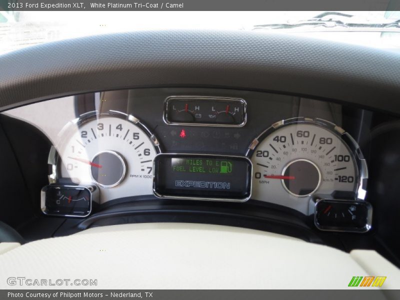 White Platinum Tri-Coat / Camel 2013 Ford Expedition XLT