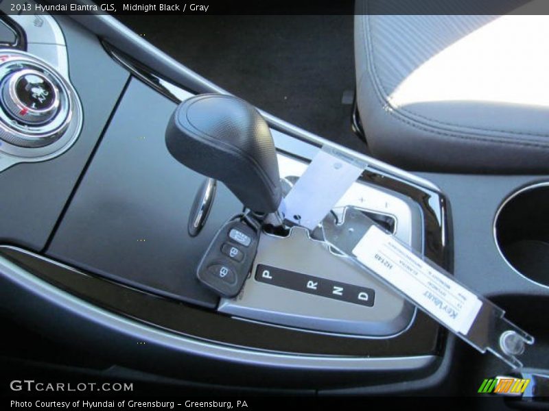 Midnight Black / Gray 2013 Hyundai Elantra GLS