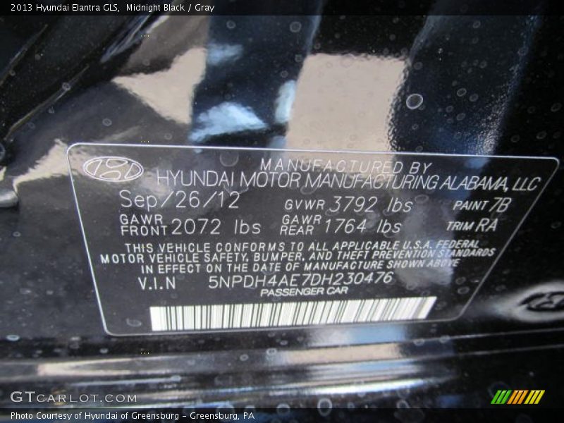 Midnight Black / Gray 2013 Hyundai Elantra GLS