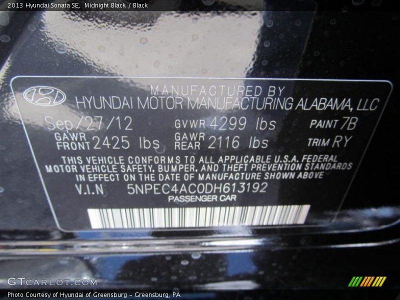 Midnight Black / Black 2013 Hyundai Sonata SE