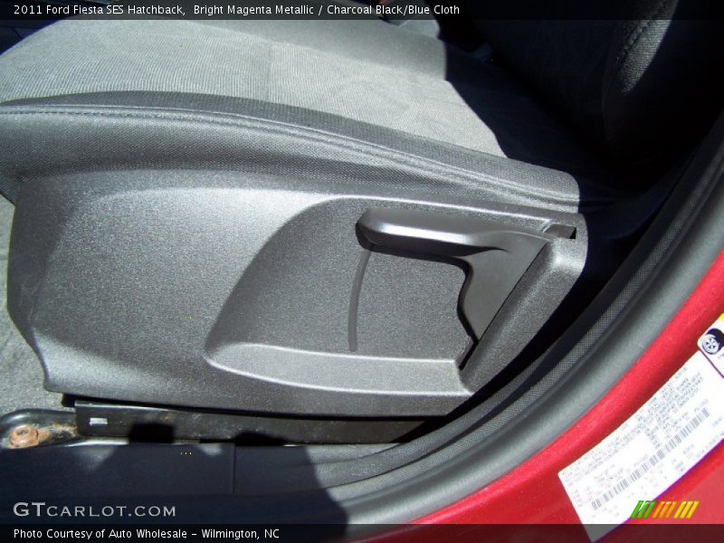 Bright Magenta Metallic / Charcoal Black/Blue Cloth 2011 Ford Fiesta SES Hatchback