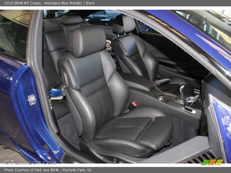 Front Seat of 2010 M6 Coupe