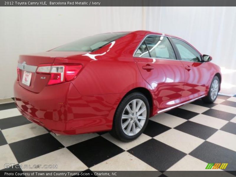 Barcelona Red Metallic / Ivory 2012 Toyota Camry XLE