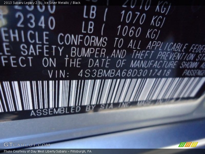 Ice Silver Metallic / Black 2013 Subaru Legacy 2.5i