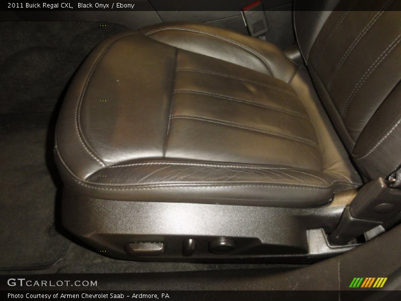 Black Onyx / Ebony 2011 Buick Regal CXL