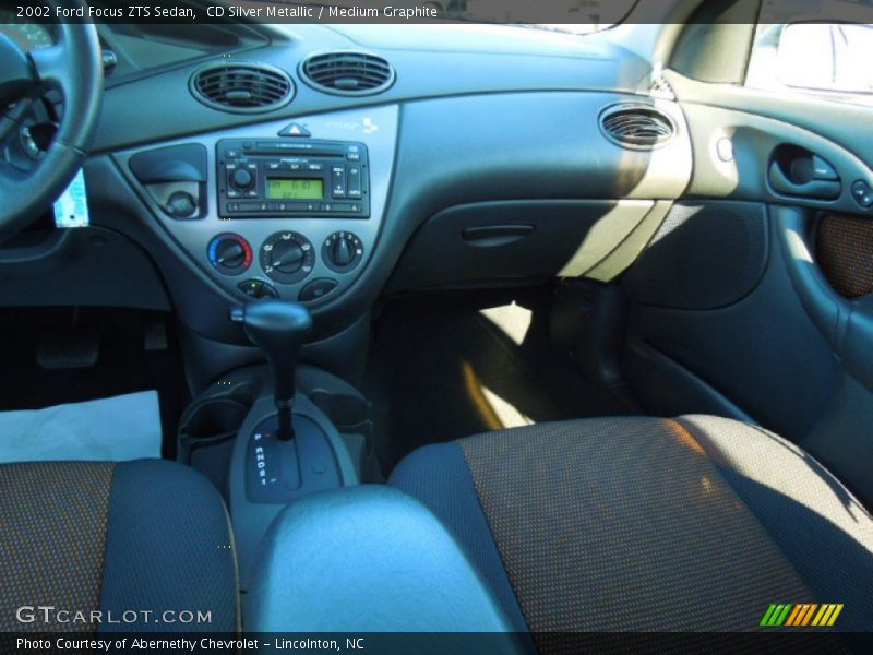 CD Silver Metallic / Medium Graphite 2002 Ford Focus ZTS Sedan