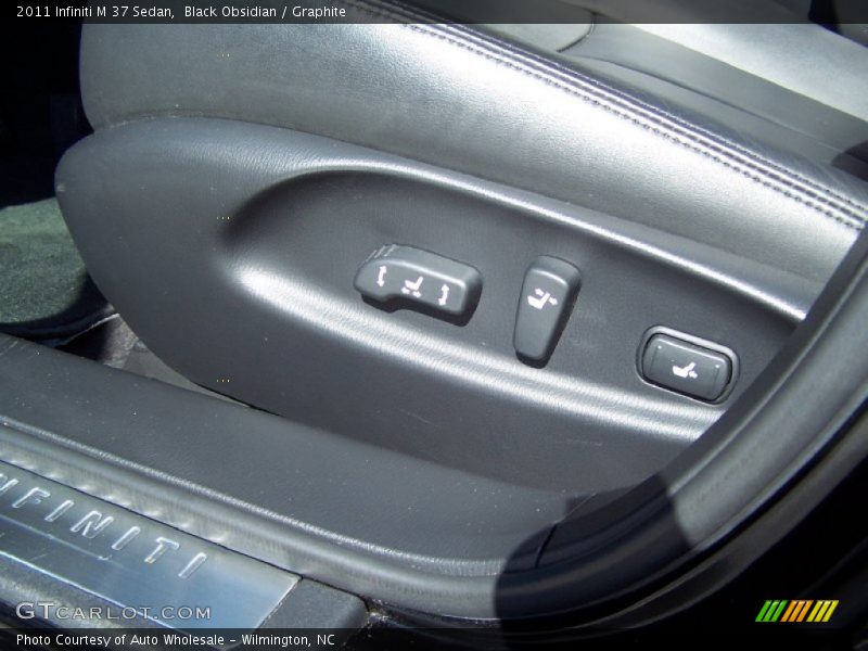 Black Obsidian / Graphite 2011 Infiniti M 37 Sedan