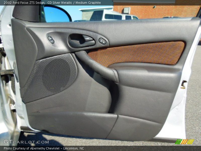 CD Silver Metallic / Medium Graphite 2002 Ford Focus ZTS Sedan