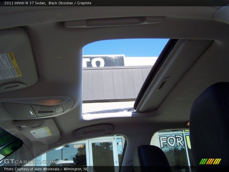 Black Obsidian / Graphite 2011 Infiniti M 37 Sedan