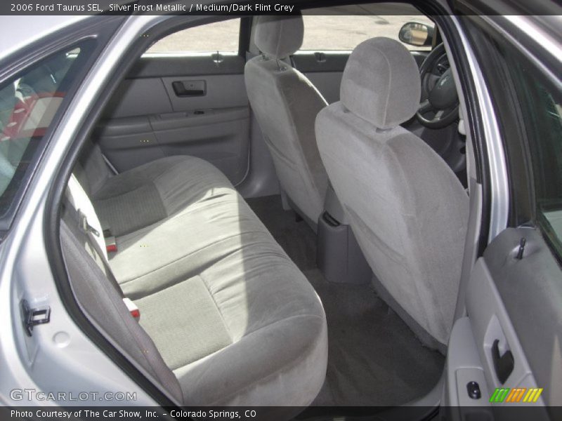Silver Frost Metallic / Medium/Dark Flint Grey 2006 Ford Taurus SEL