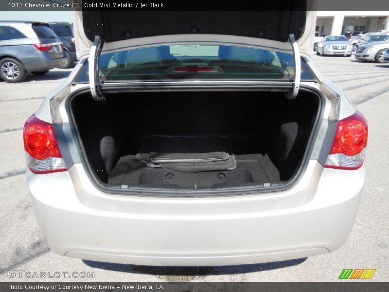 Gold Mist Metallic / Jet Black 2011 Chevrolet Cruze LT