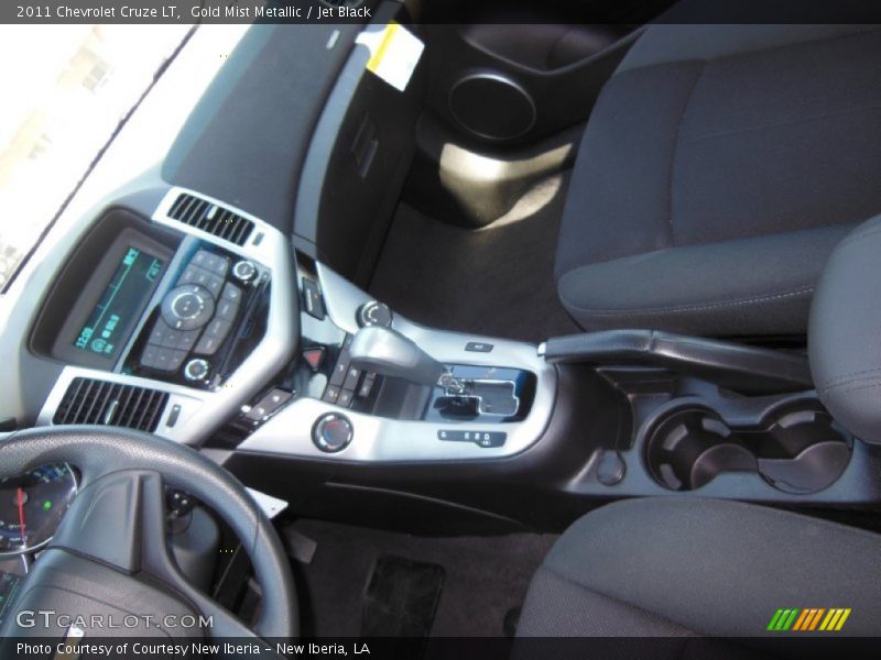 Gold Mist Metallic / Jet Black 2011 Chevrolet Cruze LT