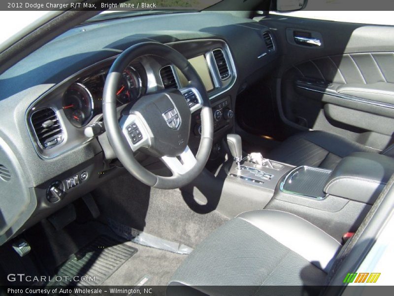 Bright White / Black 2012 Dodge Charger R/T Max