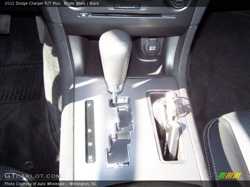 Bright White / Black 2012 Dodge Charger R/T Max