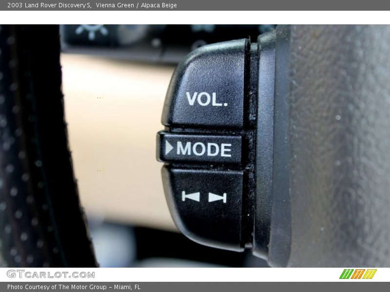 Vienna Green / Alpaca Beige 2003 Land Rover Discovery S