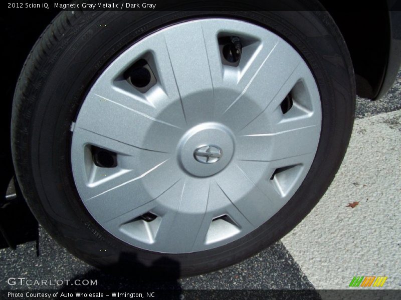 Magnetic Gray Metallic / Dark Gray 2012 Scion iQ
