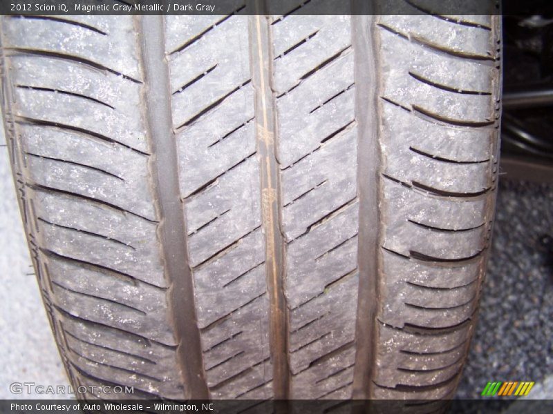 Magnetic Gray Metallic / Dark Gray 2012 Scion iQ