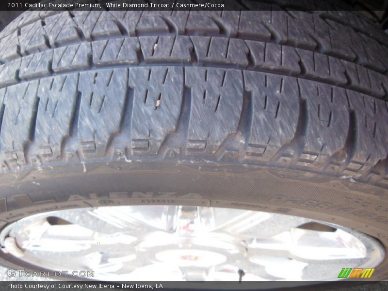 White Diamond Tricoat / Cashmere/Cocoa 2011 Cadillac Escalade Premium