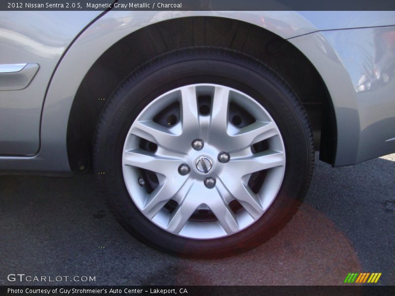 Magnetic Gray Metallic / Charcoal 2012 Nissan Sentra 2.0 S