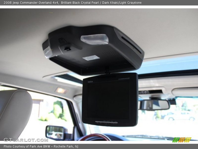 Brilliant Black Crystal Pearl / Dark Khaki/Light Graystone 2008 Jeep Commander Overland 4x4