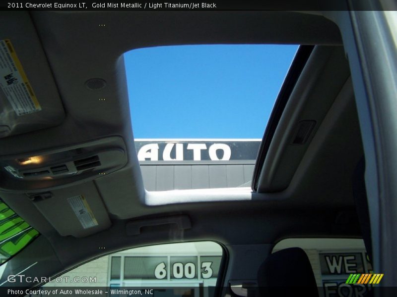 Gold Mist Metallic / Light Titanium/Jet Black 2011 Chevrolet Equinox LT
