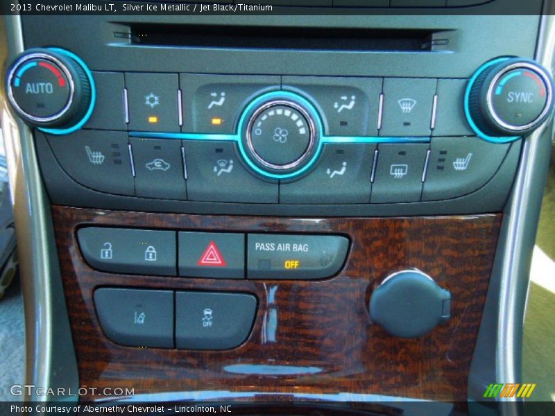 Silver Ice Metallic / Jet Black/Titanium 2013 Chevrolet Malibu LT