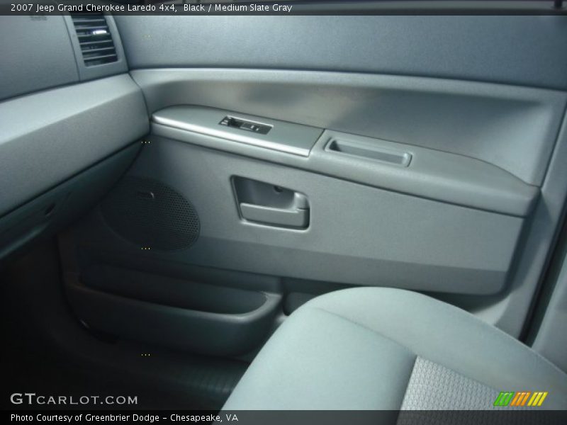 Black / Medium Slate Gray 2007 Jeep Grand Cherokee Laredo 4x4