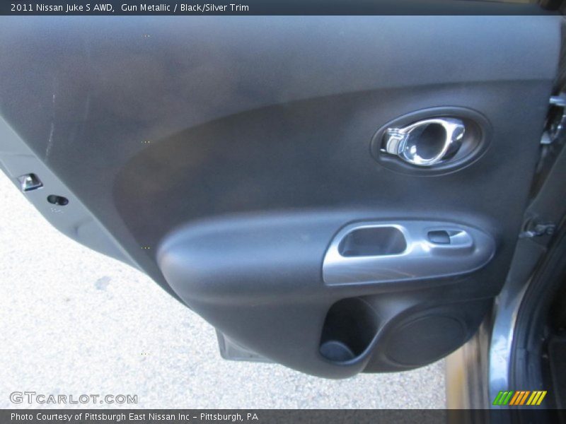 Gun Metallic / Black/Silver Trim 2011 Nissan Juke S AWD