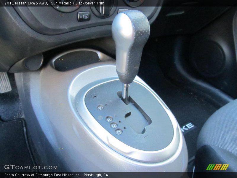 Gun Metallic / Black/Silver Trim 2011 Nissan Juke S AWD
