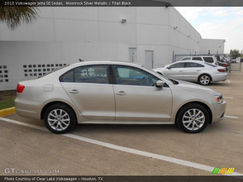 Moonrock Silver Metallic / Titan Black 2013 Volkswagen Jetta SE Sedan