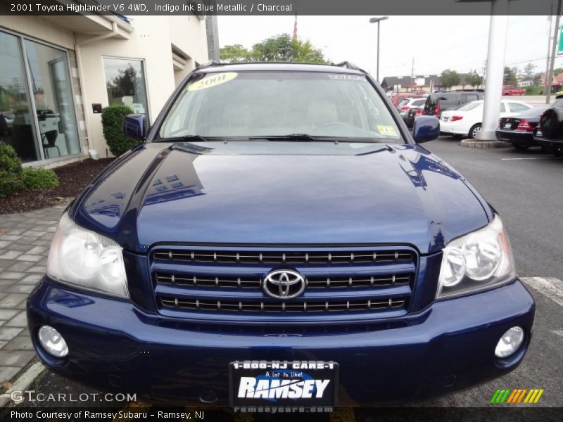 Indigo Ink Blue Metallic / Charcoal 2001 Toyota Highlander V6 4WD