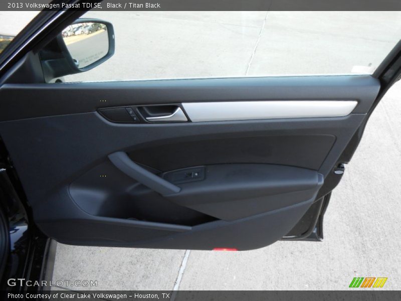 Black / Titan Black 2013 Volkswagen Passat TDI SE