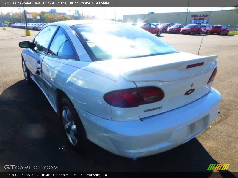 Bright White / Graphite 2000 Chevrolet Cavalier Z24 Coupe