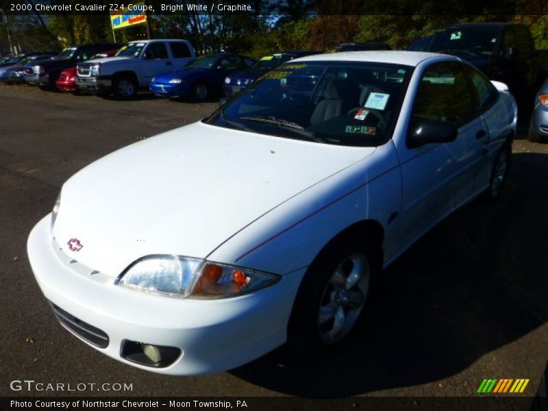 Bright White / Graphite 2000 Chevrolet Cavalier Z24 Coupe