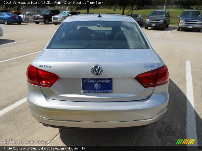 Reflex Silver Metallic / Titan Black 2013 Volkswagen Passat V6 SEL